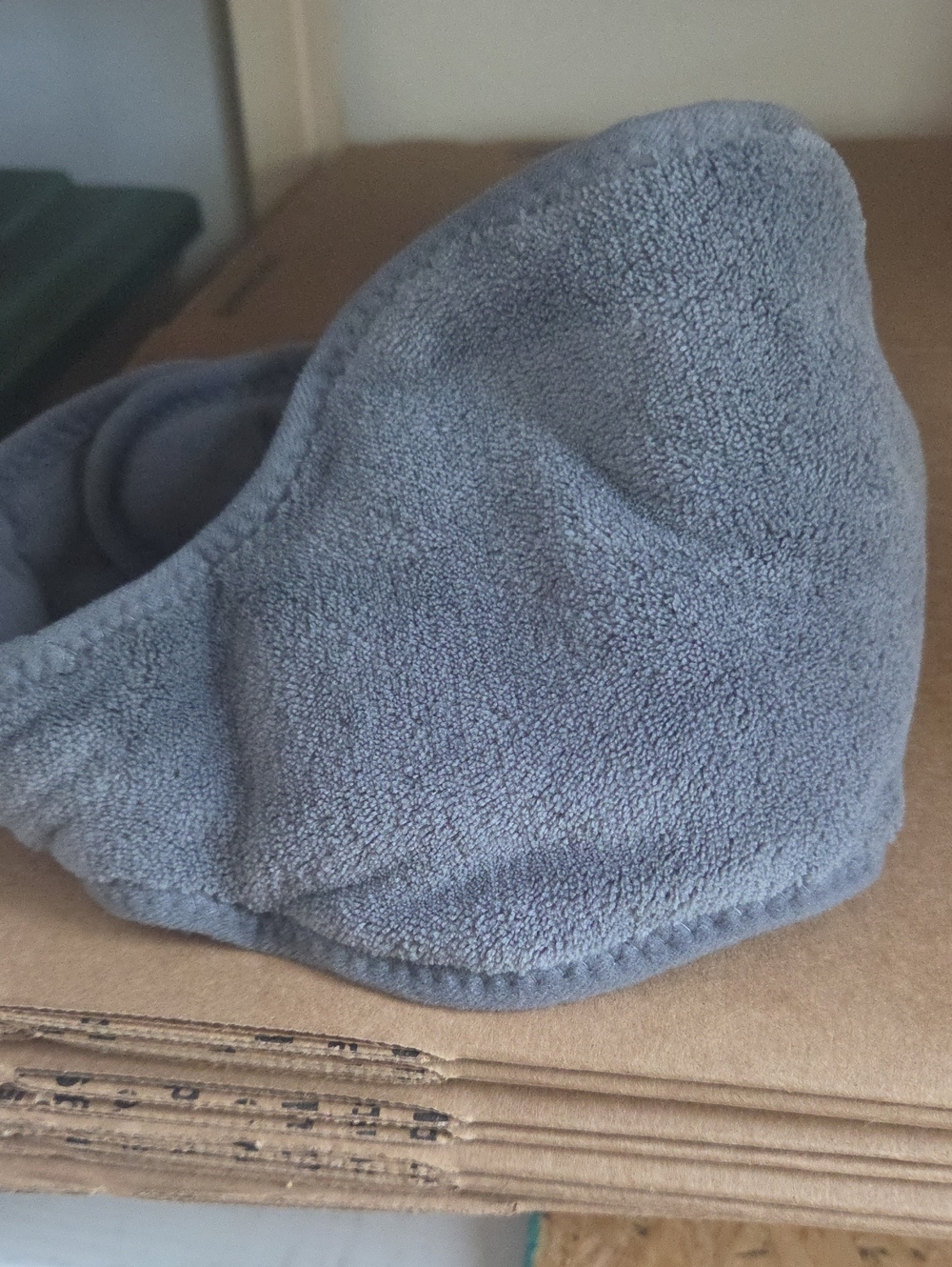 Sharper Image - Calming Heat Neck Wrap in Gray - Soothing Warmth for Relaxation